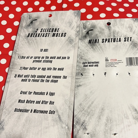New Wakanda Forever Kitchen Set: Silicone Breakfast Molds & Mini Spatula Set - Picture 6 of 6